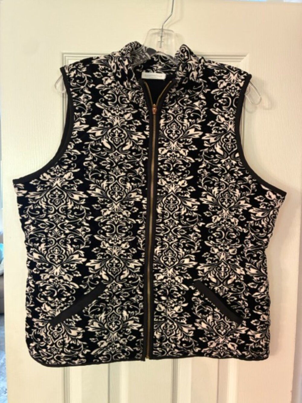 Charter Club Women's Black White Polar Nordic Quilted Fleece Vest No Size Tags